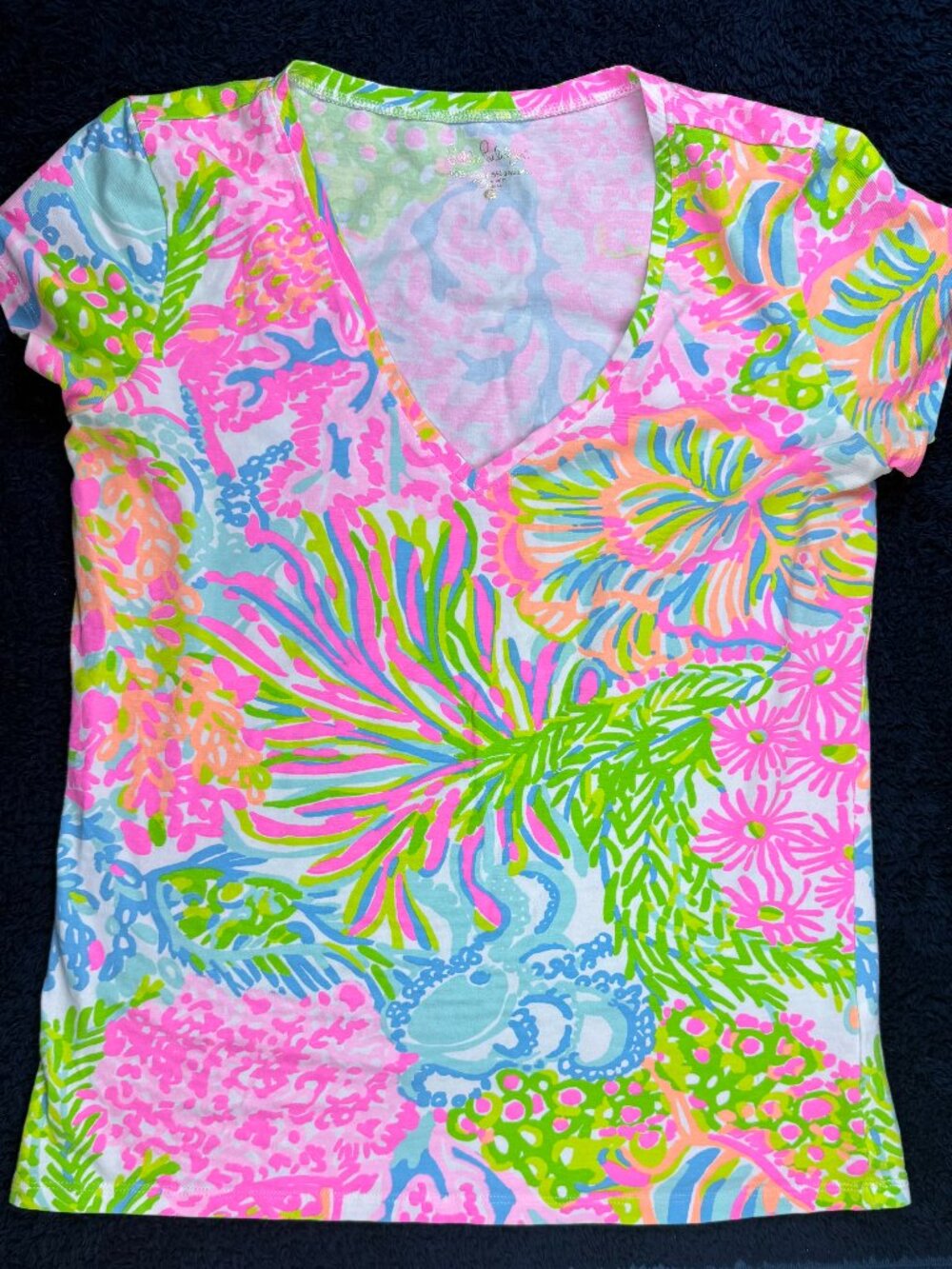 Lilly Pulitzer Colorful Floral V-Neck Tee, Size S